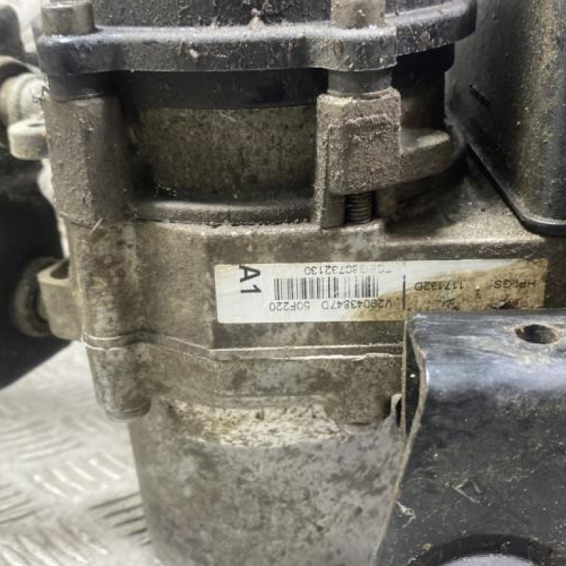 Pompe de direction PEUGEOT PARTNER 2 Photo n°4