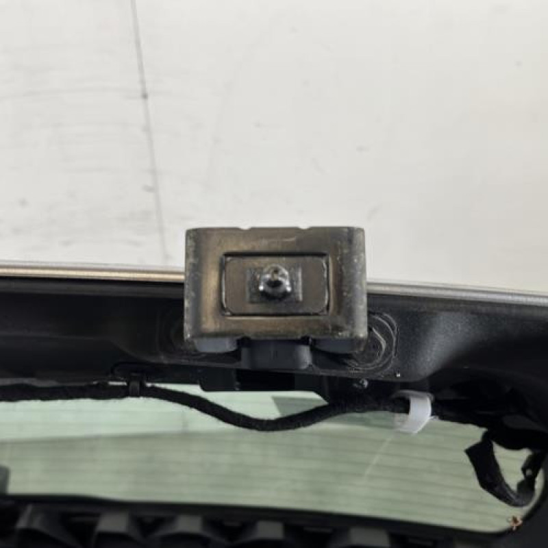 Malle/Hayon arriere PEUGEOT 308 2 Photo n°7