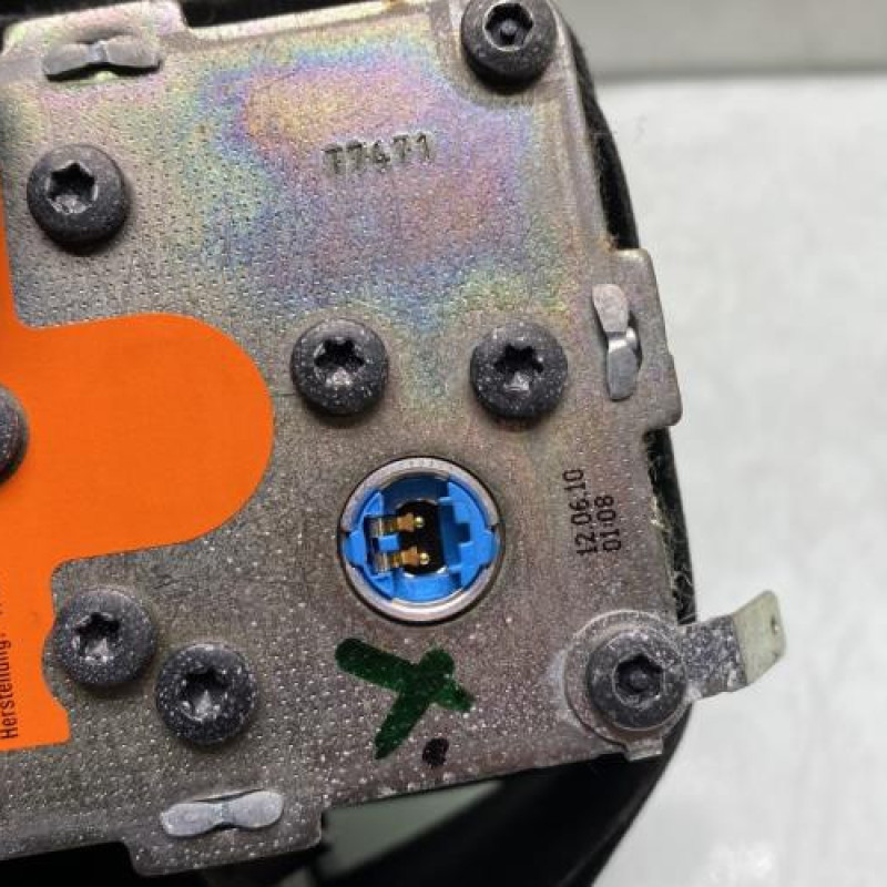 Pretensionneur de ceinture avant droit CITROEN C4 GRAND PICASSO 1 Photo n°5