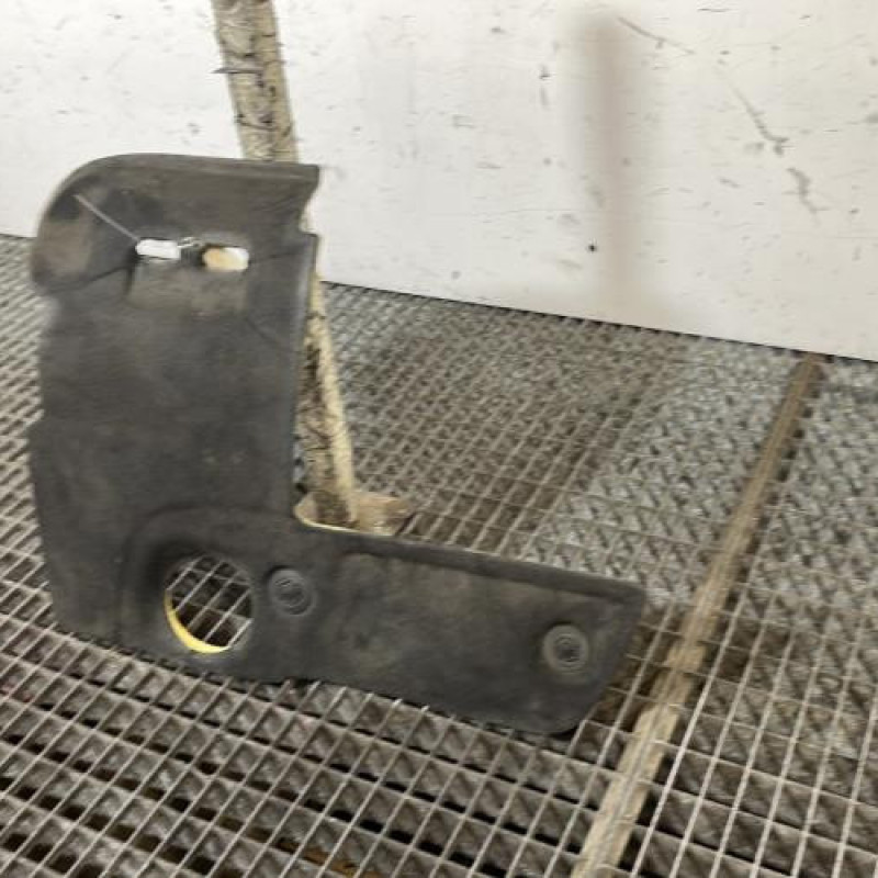 Cache moteur  PEUGEOT 2008 1 Photo n°3