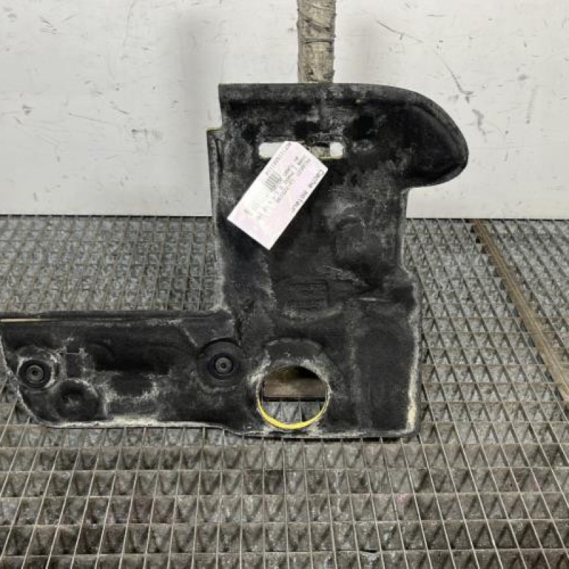 Cache moteur  PEUGEOT 2008 1 Photo n°4