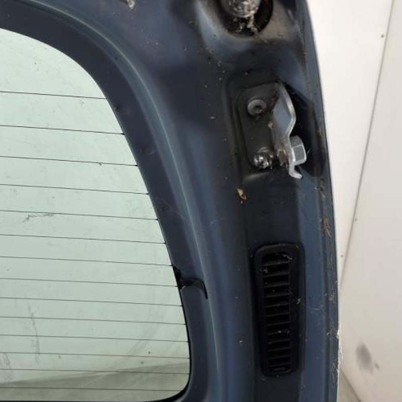 Malle/Hayon arriere CITROEN BERLINGO 1 Photo n°13