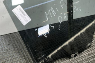 Vitre arriere gauche PEUGEOT 208 2