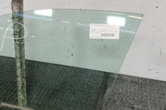 Vitre avant gauche PEUGEOT 208 2