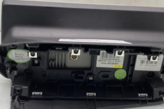 Ecran GPS PEUGEOT 208 2