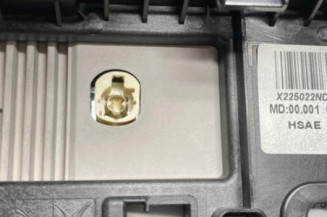 Ecran GPS PEUGEOT 208 2