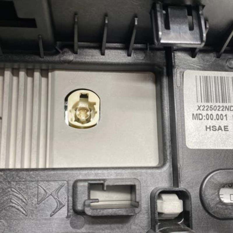 Ecran GPS PEUGEOT 208 2 Photo n°3