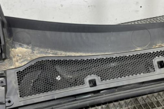 Baie de pare brise PEUGEOT 208 2