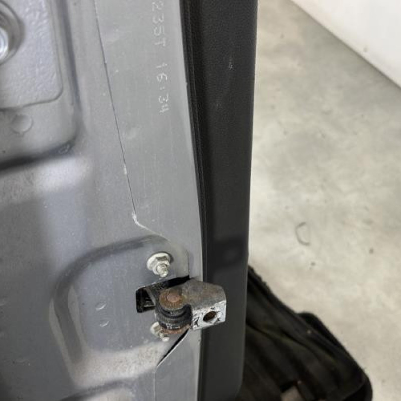 Porte arriere droit OPEL CORSA D Photo n°5