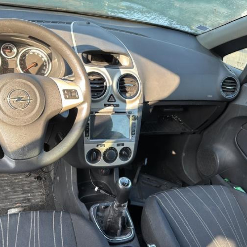 Porte arriere droit OPEL CORSA D Photo n°19