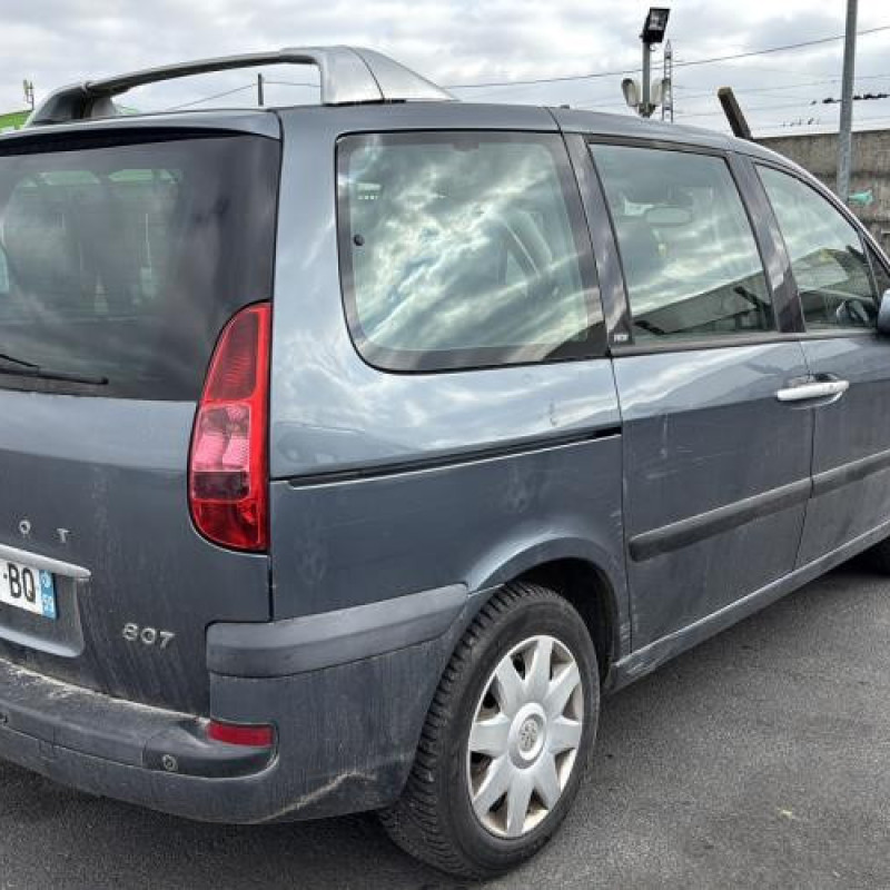 Pare choc arriere PEUGEOT 807 Photo n°10