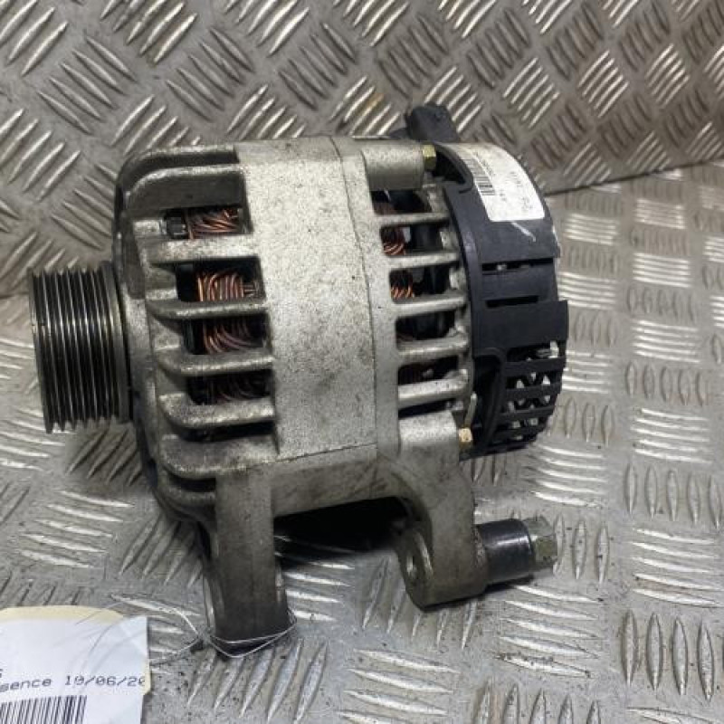 Alternateur PEUGEOT 206 Photo n°5