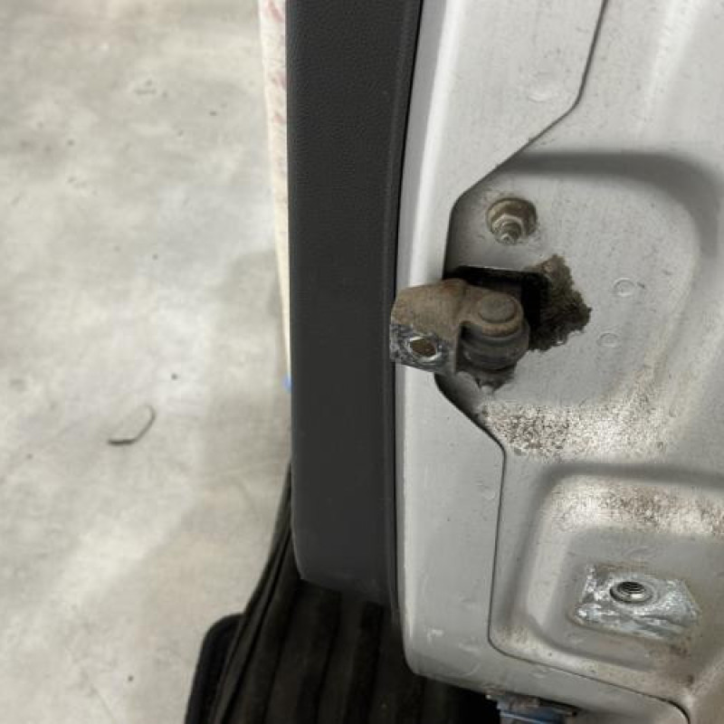 Porte arriere gauche OPEL CORSA D Photo n°5