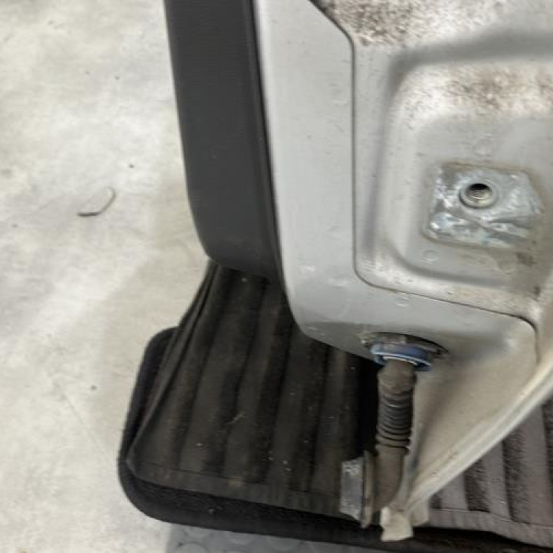 Porte arriere gauche OPEL CORSA D Photo n°6