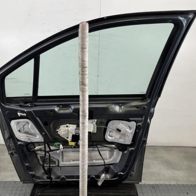 Porte avant droit PEUGEOT 807 Photo n°7