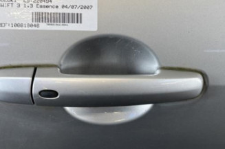 Porte avant droit SUZUKI SWIFT 3