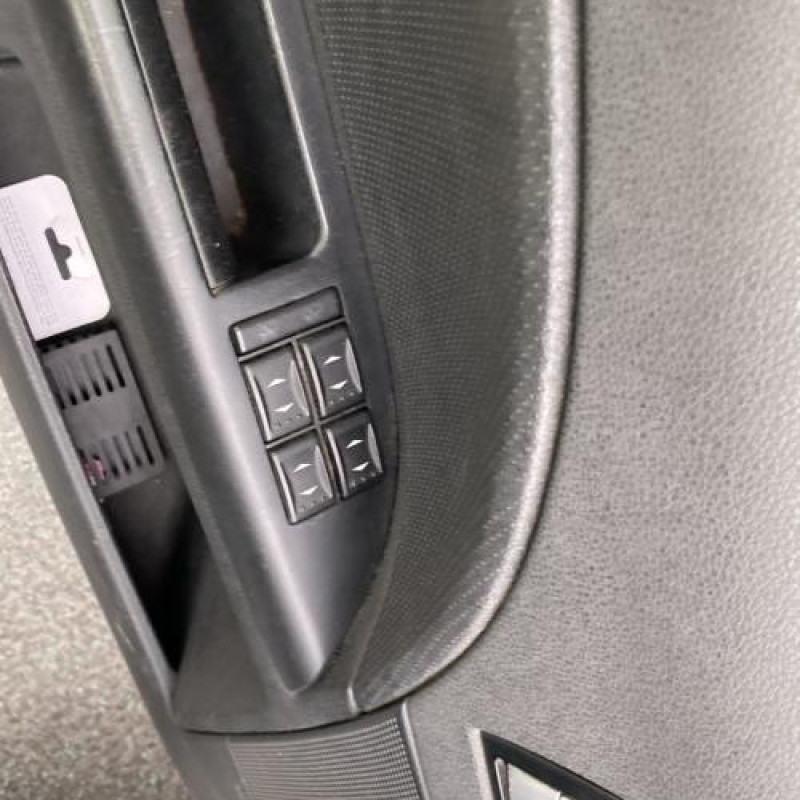 Optique avant principal droit (feux)(phare) FORD MONDEO 2 Photo n°17