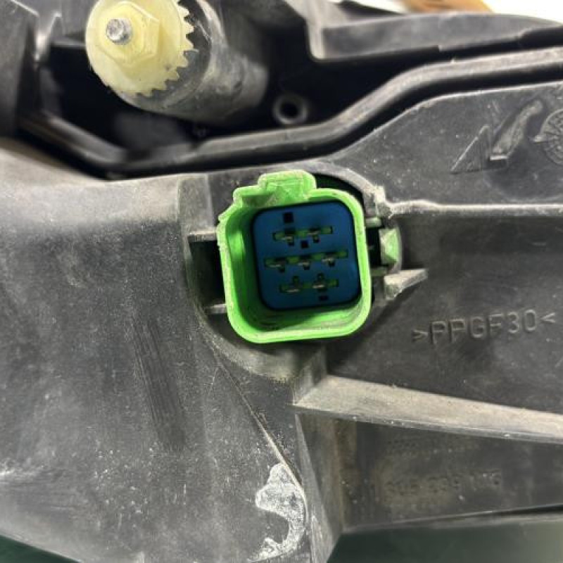 Optique avant principal gauche (feux)(phare) FORD MONDEO 2 Photo n°5