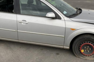 Optique avant principal gauche (feux)(phare) FORD MONDEO 2