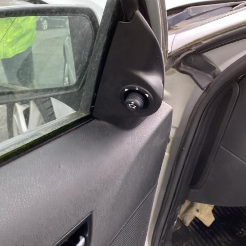 Optique avant principal gauche (feux)(phare) FORD MONDEO 2 Photo n°16