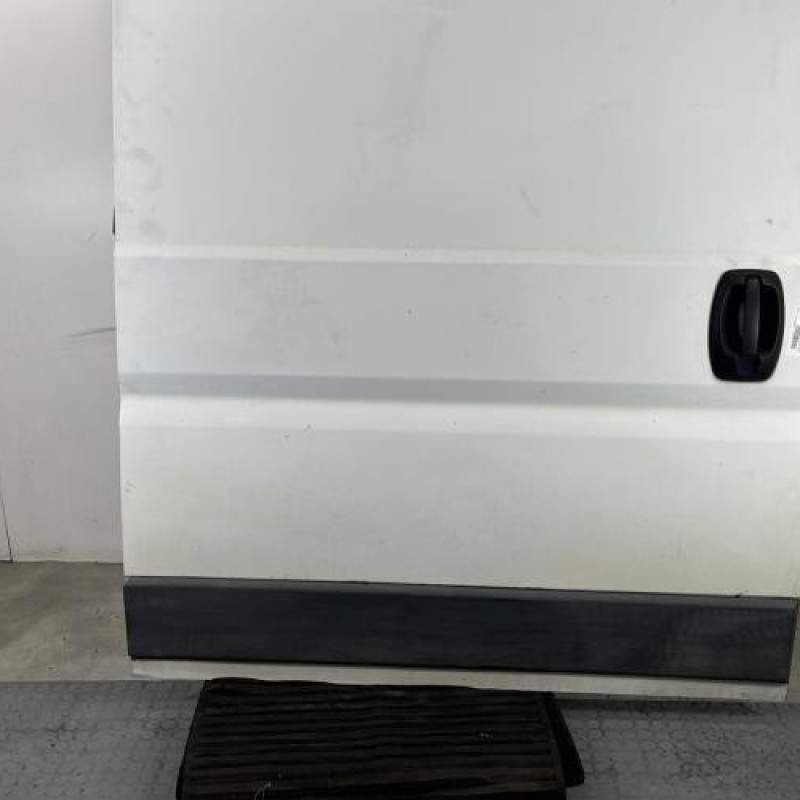 Porte laterale droit PEUGEOT BOXER 3 Photo n°2