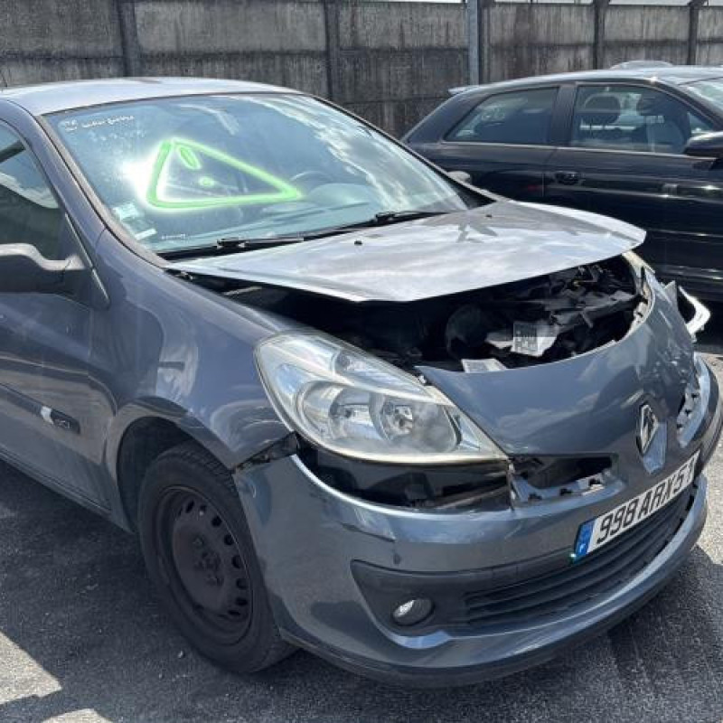 Moteur RENAULT CLIO 3 Photo n°16