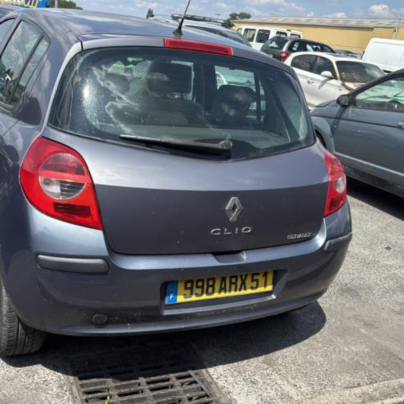 Moteur RENAULT CLIO 3 Photo n°19