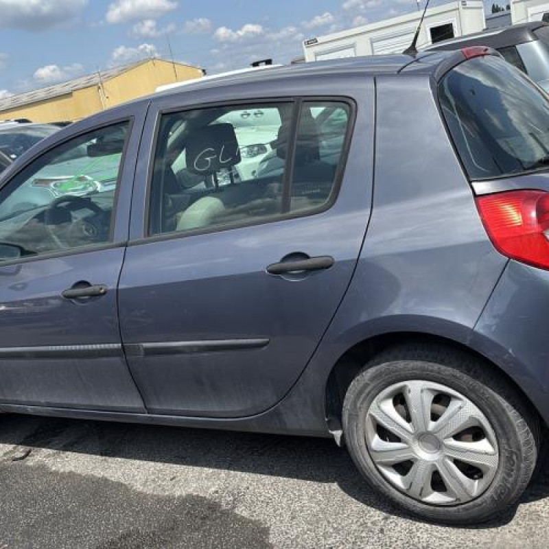 Moteur RENAULT CLIO 3 Photo n°20