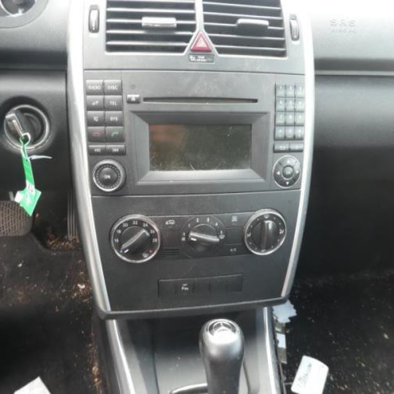 Cremaillere assistee MERCEDES CLASSE A 169 Photo n°8