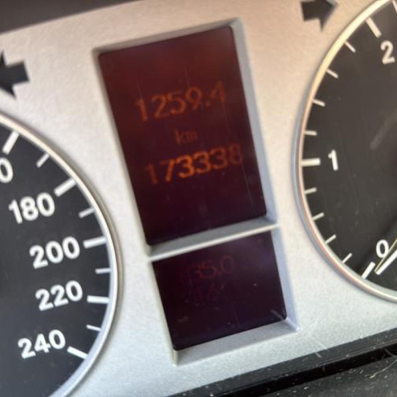 Cremaillere assistee MERCEDES CLASSE B 245 Photo n°19