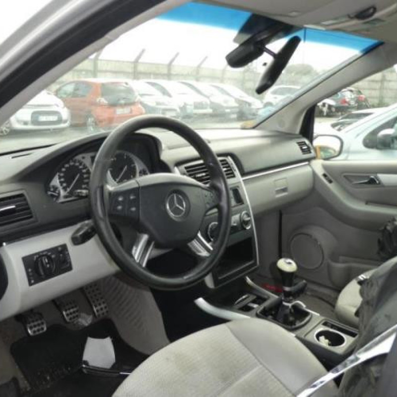 Amortisseur avant gauche MERCEDES CLASSE B 245 Photo n°8