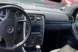 Amortisseur avant gauche MERCEDES CLASSE B 245