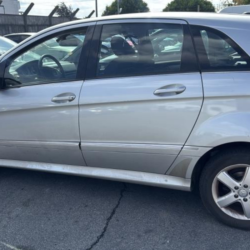 Amortisseur avant gauche MERCEDES CLASSE B 245 Photo n°6