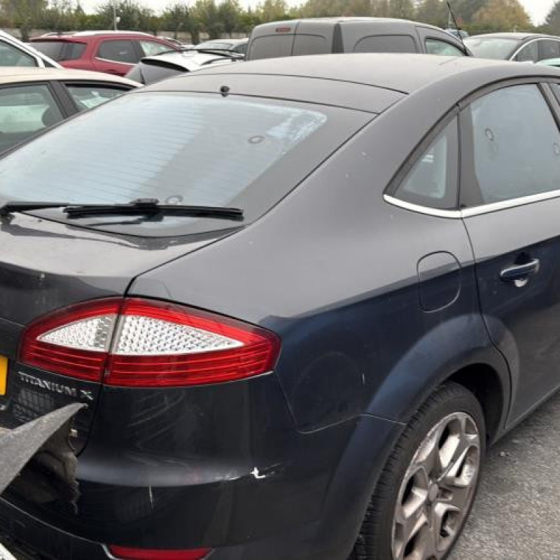 Feu arriere principal droit (feux) FORD MONDEO 3 Photo n°6