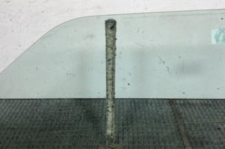 Vitre avant droit SUZUKI SWIFT 3