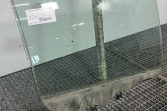 Vitre arriere droit PEUGEOT 308 2