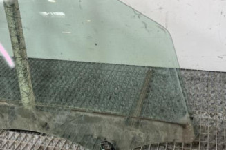 Vitre avant droit PEUGEOT 308 2