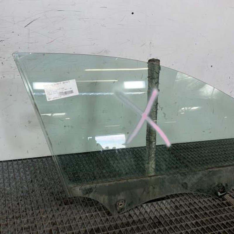 Vitre avant droit PEUGEOT 308 2 Photo n°3