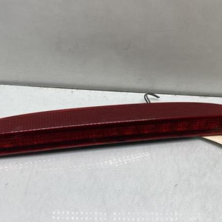 Feu arriere stop central RENAULT CLIO 2 CAMPUS Photo n°1