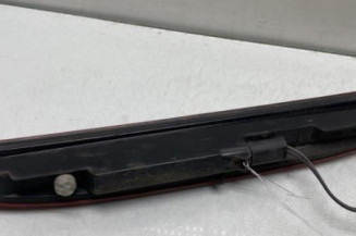 Feu arriere stop central RENAULT CLIO 2 CAMPUS