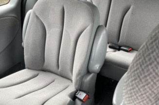 Aile avant droit CHRYSLER VOYAGER 4