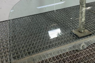 Vitre avant gauche PEUGEOT 107