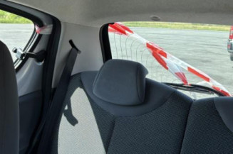 Vitre avant gauche PEUGEOT 107
