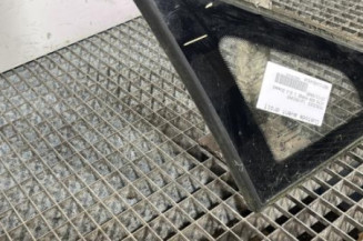 Custode avant droit MERCEDES VITO 639