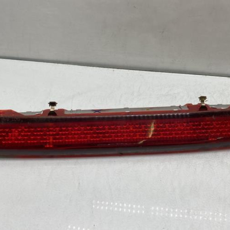 Feu arriere stop central FORD C-MAX 2 Photo n°1