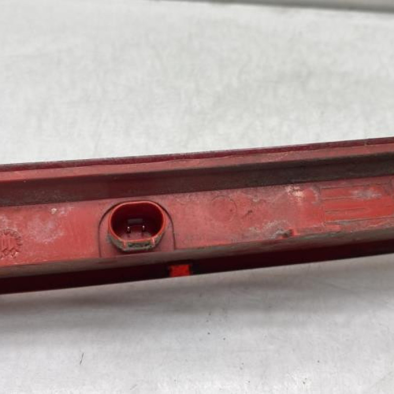 Feu arriere stop central FORD FOCUS 3 Photo n°3