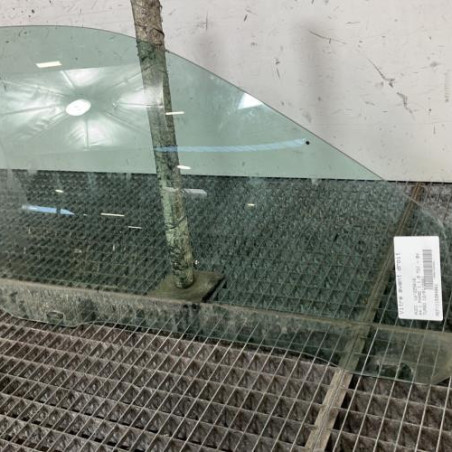 Vitre avant droit AUDI A4 1