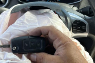 Feu arriere principal gauche (feux) FORD FIESTA 6