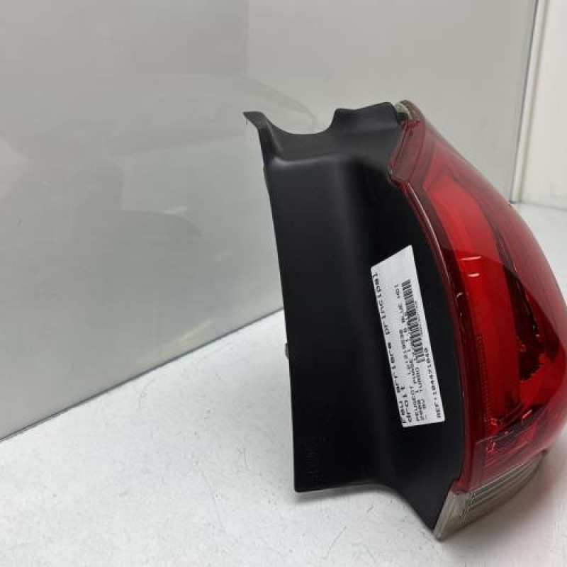 Feu arriere principal droit (feux) PEUGEOT 2008 1 Photo n°3