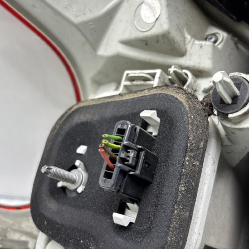 Feu arriere principal droit (feux) PEUGEOT 2008 1 Photo n°6